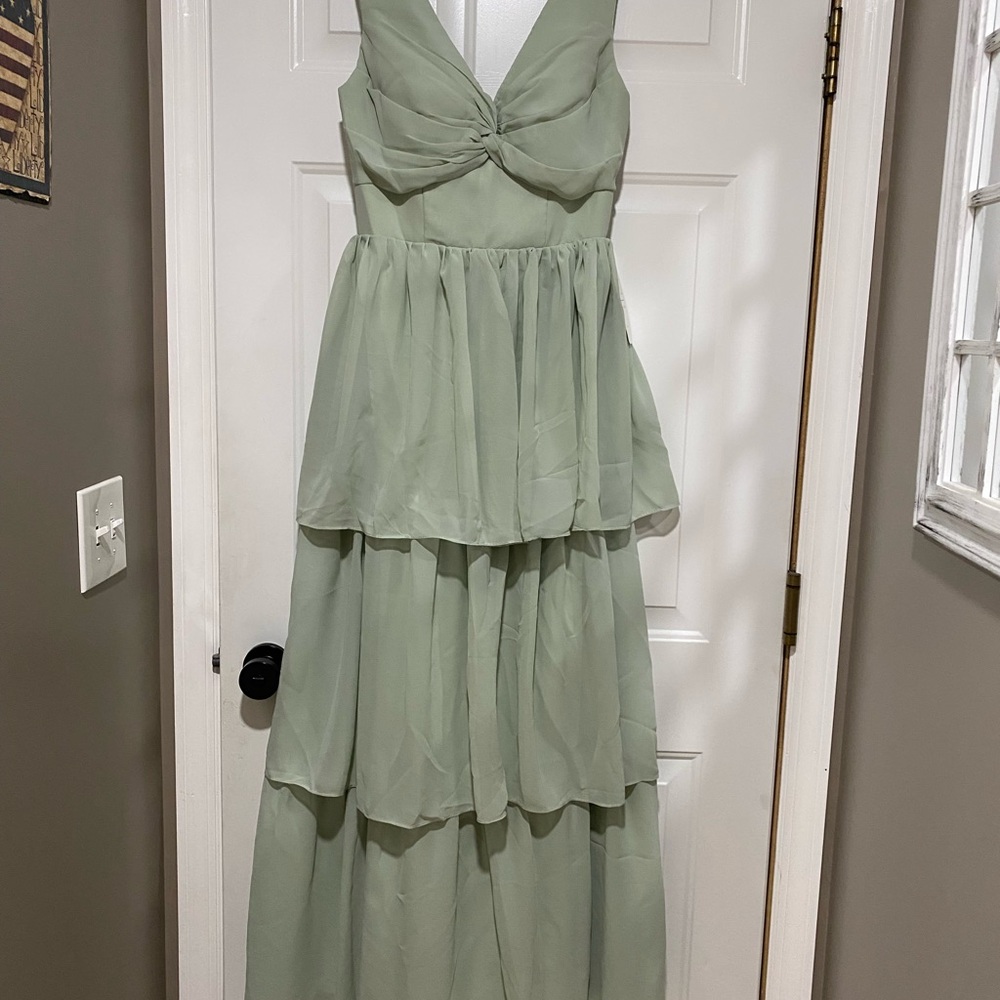 Chic Sage Green Layered Maxi Dress